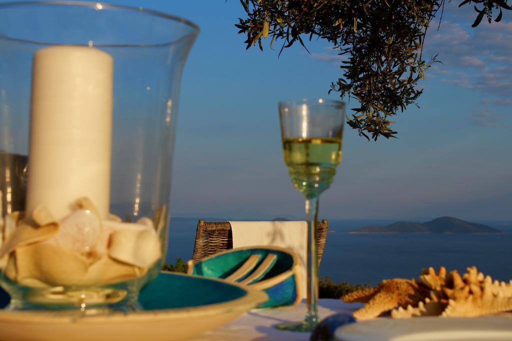 The Infinity 180 Luxury Suites Milia Buitenkant foto