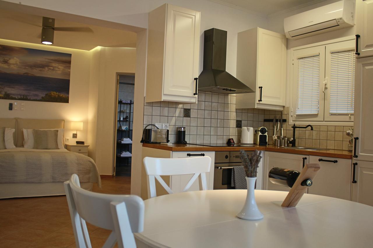 The Infinity 180 Luxury Suites Milia Buitenkant foto