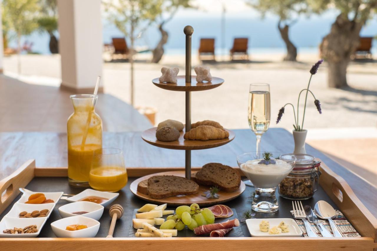 The Infinity 180 Luxury Suites Milia Buitenkant foto